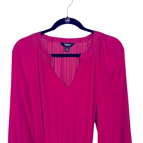 Simply Vera Wang Long Sleeve Elastic Waist Pink Fuchsia Dress Size: Medium - Picture 3 of 8